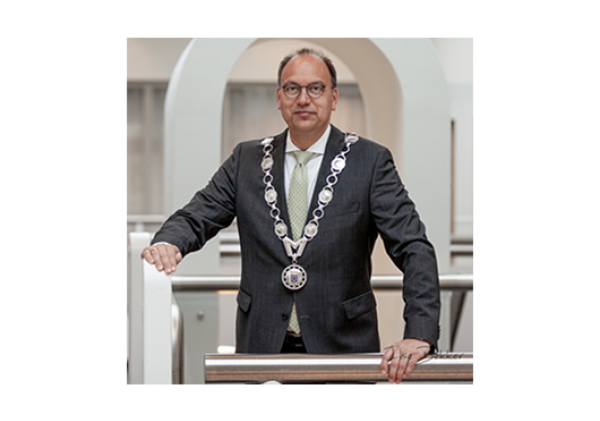 Burgemeester Peter de Baat
