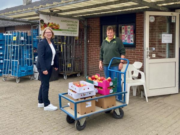 Bezoek Ruth Mijnen sportverenigingen